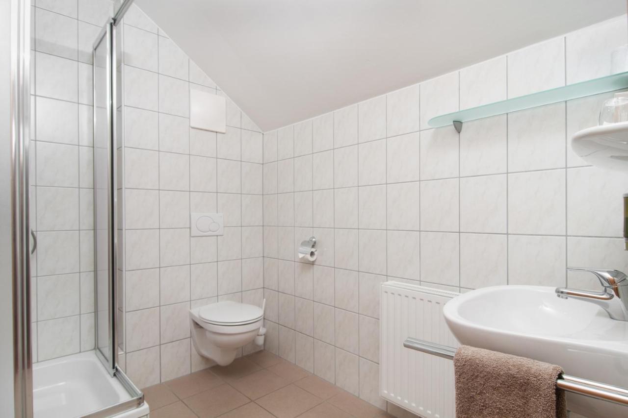 Hotel-Pension Melcher Дроболах ам Фаакерзее Екстериор снимка