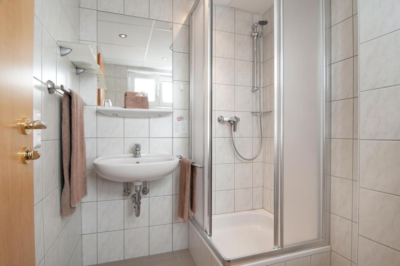 Hotel-Pension Melcher Дроболах ам Фаакерзее Екстериор снимка