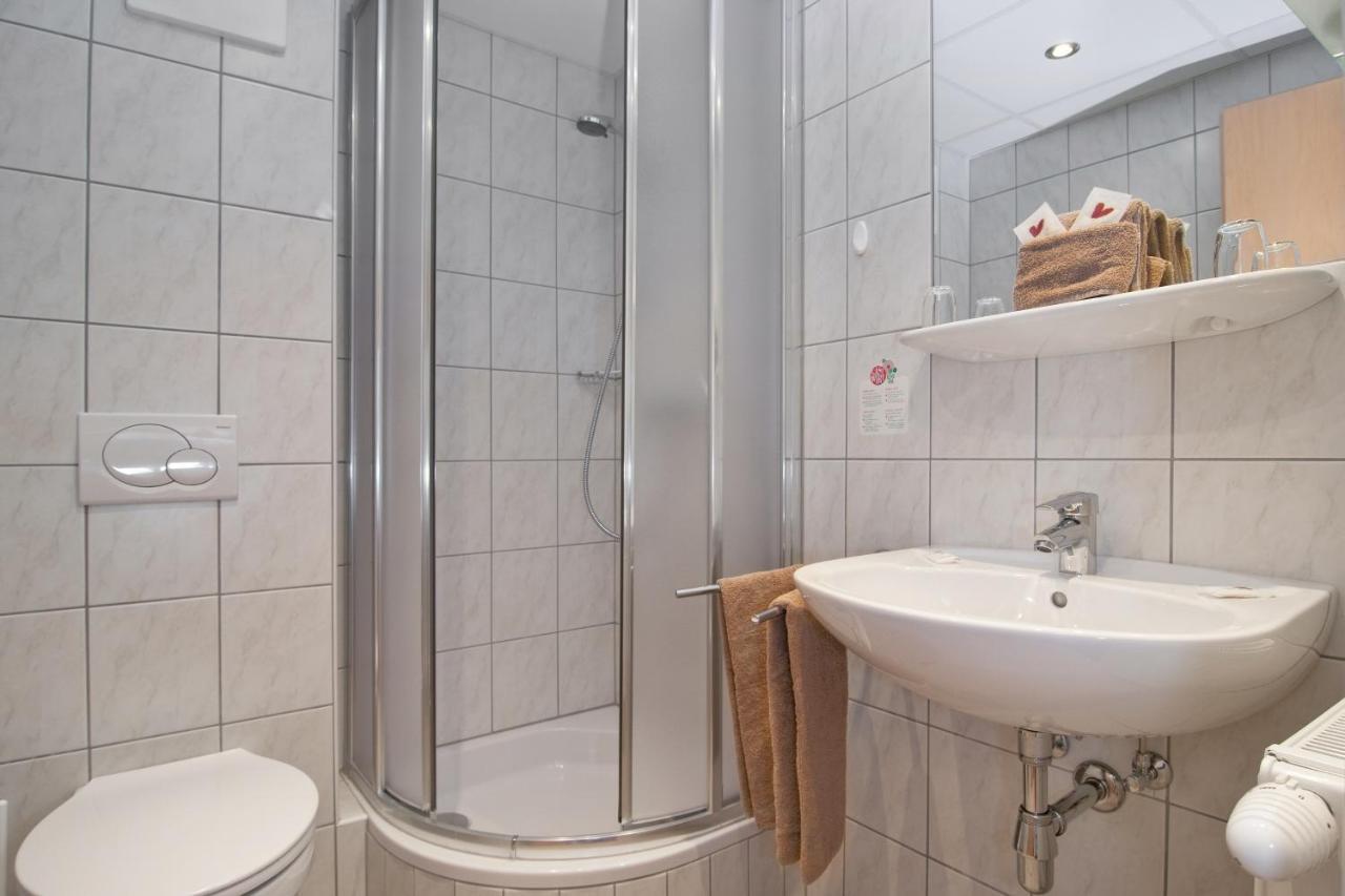 Hotel-Pension Melcher Дроболах ам Фаакерзее Екстериор снимка