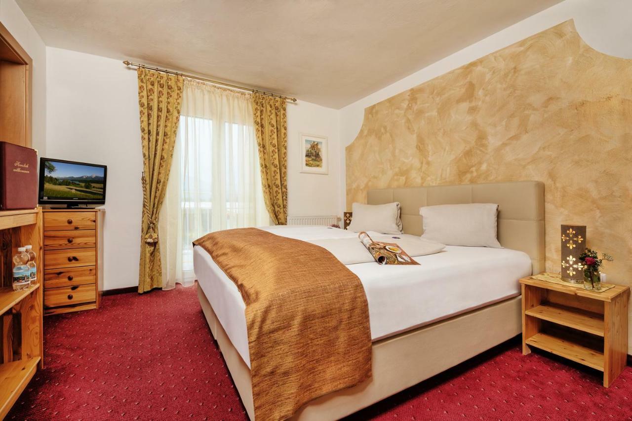 Hotel-Pension Melcher Дроболах ам Фаакерзее Стая снимка